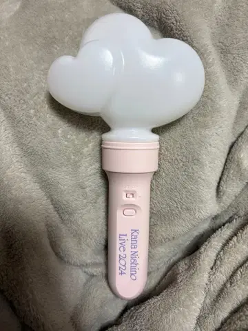 니시노 카나 프릴라