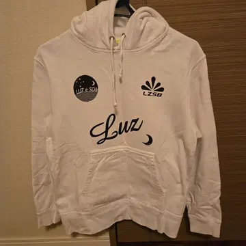 LUZeSOMbRA(루체 솜브라) 후드티