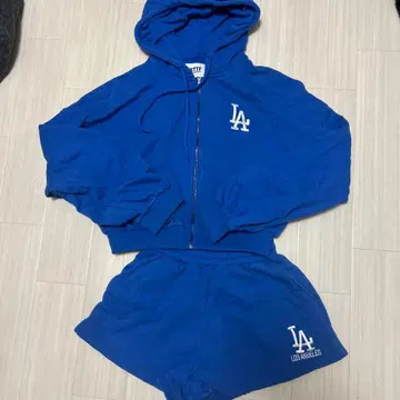 LA 로고 후드 부착 맨투맨 셋업