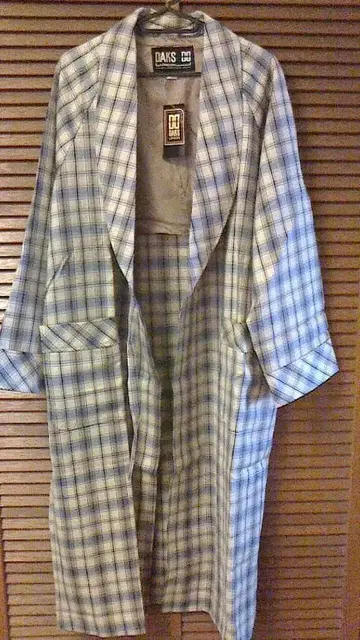 미사용 택 포함 빈티지 DAKS 체크 무늬 롱 가운