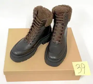 미사용 / 코르소 로마 (39) 어그 부츠 다크 브라운 z2