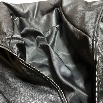 블랙 숏 자켓 합성 피혁