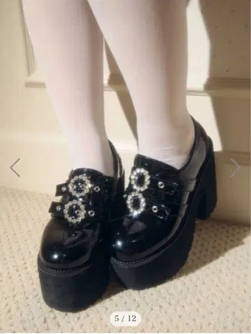 BUBBLES 더블 버클 통굽 신발