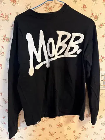 PARISS MOBB 긴팔 T셔츠 블랙