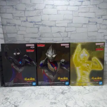 울트라맨 티가 피규어 세트 3체