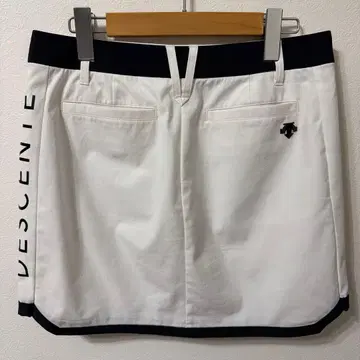 [새상품급] 즉시 발송 가능 DESCENTE 골프 스커트 화이트 L