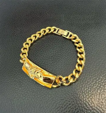 M.W.O.B.H.M / handshake bracelet