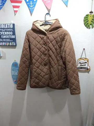 사만사 모스모스 퀼팅 자켓 보아