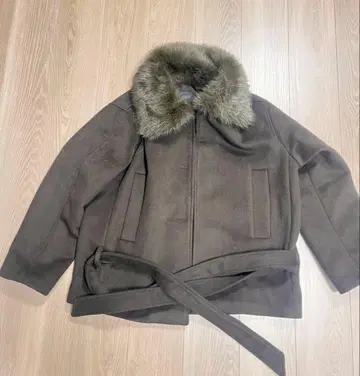 ZARA 울 퍼 자켓 숏 기장 벨트