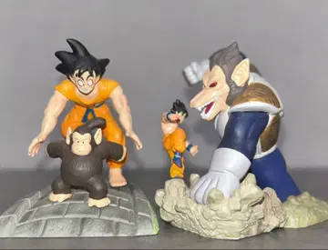 드래곤볼 캡슐 피규어 3개 세트