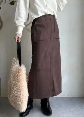 DOUDOU 마쉬멜로우 스웨이드 타이트 스커트