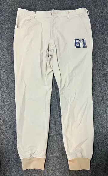 러프앤스웰 UNIVERSITY SASUKE 사스케 아이보리