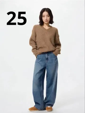 유니클로 배기 카프 청바지 25