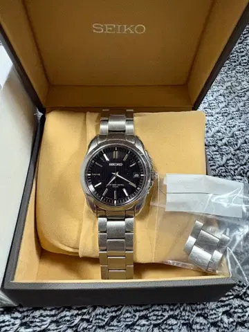 SEIKO 브라이츠 전파 솔라 시계 티타늄 인기 블랙