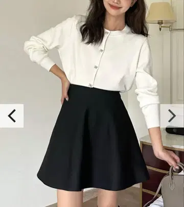 FLARE MINI KNIT SKIRT