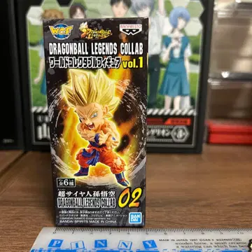 드래곤볼 초사이어인 손오공 월드 컬렉터블 피규어 02