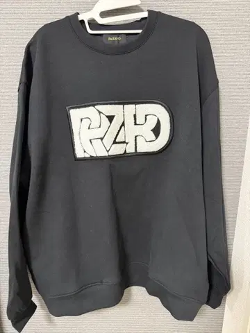 ReZARD 블랙/화이트 맨투맨 L