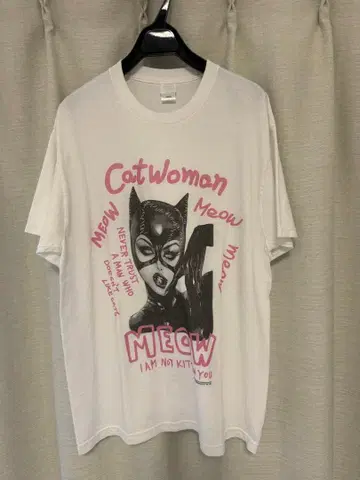 CAT WOMAN T셔츠