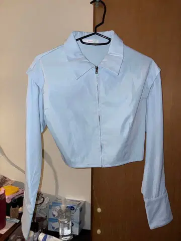 afters 스카이블루 크롭 긴팔 셔츠