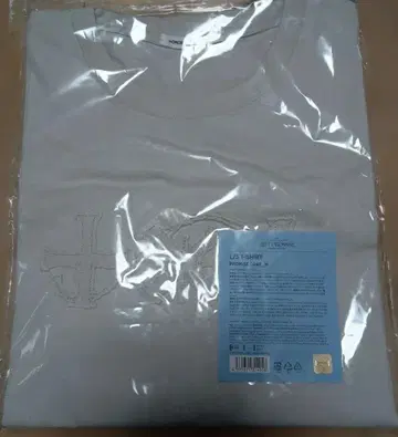 TOMORROW X TOGETHER T-SHIRT