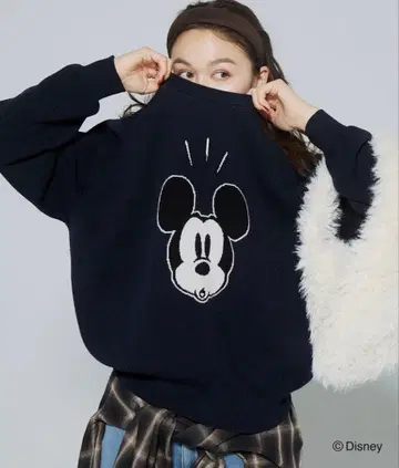 coca [디즈니] 더블 자카드 니트탑