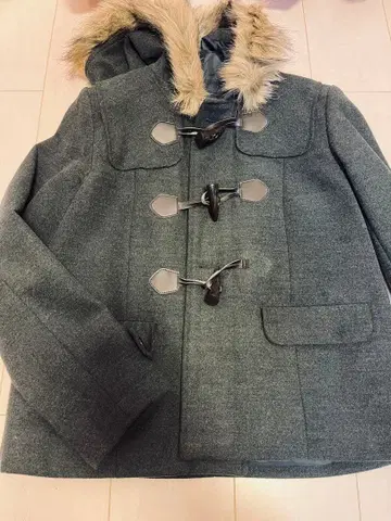 그레이 더플 코트 퍼 후드 부착