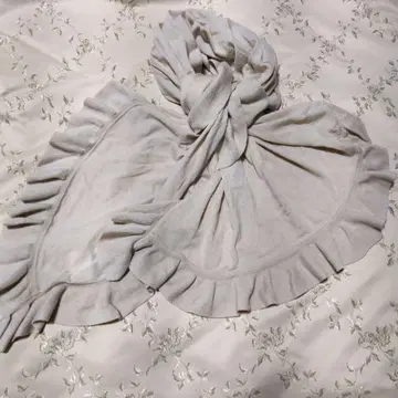 Sybilla 시빌라 프릴 니트 숄