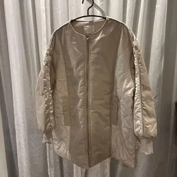 FAVORI 베이지 집업 퀼팅 자켓