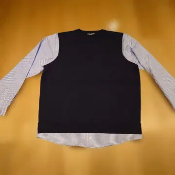 RODEO CROWNS 네이비 T셔츠 레이어드 스타일