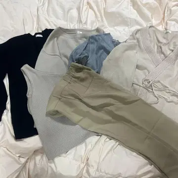 LOWRYS 니트, 팬츠 등 묶음 판매