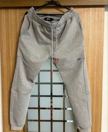 러그 LUXE/R 팬츠 맨투맨