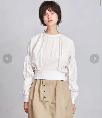 [ ELIN ] 개더 블라우스