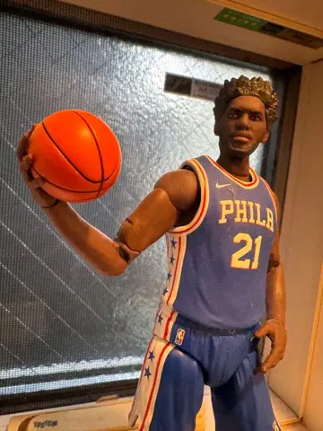 스타팅 라인업 NBA 시리즈 1 조엘 엠비드