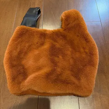 comme ca 브라운 퍼 핸드백