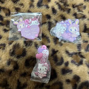 헬로키티 베리에 메조피아노 가챠가챠 키링