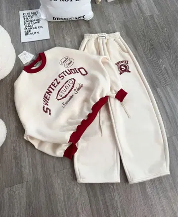 Swentez Studio 맨투맨 셋업 아이보리/와인 레드