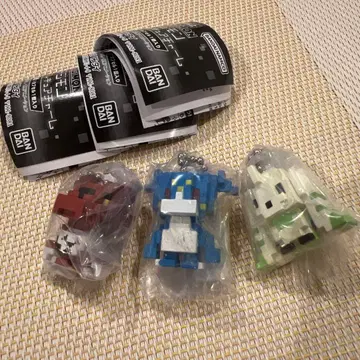 디지몬 도트 피규어 참 부이몬 길몬 테리어몬