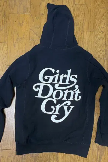 Girls Don't Cry hoodie black