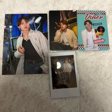 RESISTANCE 카메다 유신 브로마이드 트레이딩 카드 폴라로이드