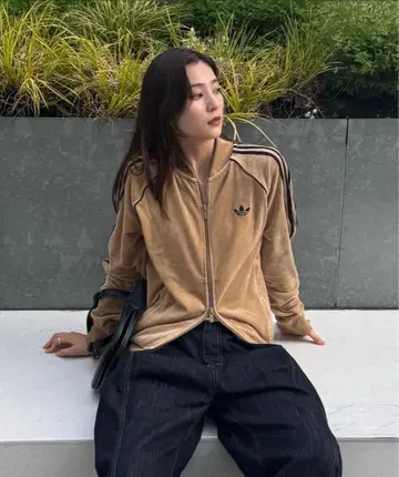 SST 벨로아 저리 트랙 자켓 아디다스 오리지널