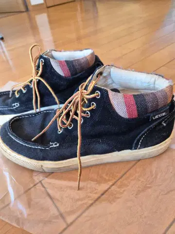 VANS 하이컷 스니커즈 블랙 체크