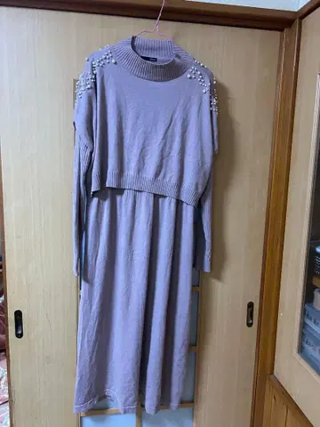 펄 장식 니트 원피스