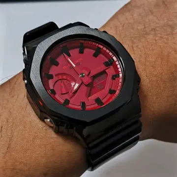 [연말 세일] G-SHOCK GA-2100 블랙 x 빨간색