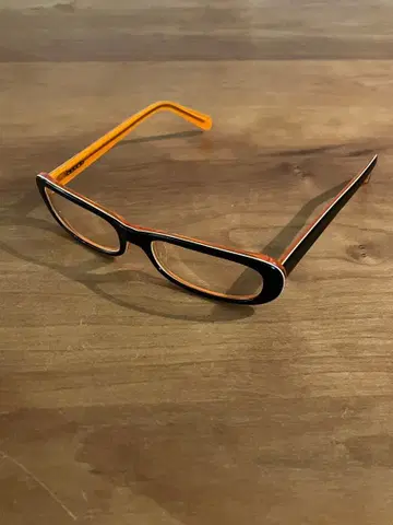 [ 고품질 ] 하쿠산 안경점 오렌지