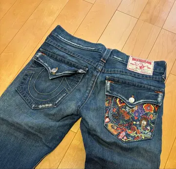 TRUE RELIGION SECTION JOEY 32x33