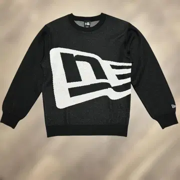 NEW ERA 블랙 스웨터 M