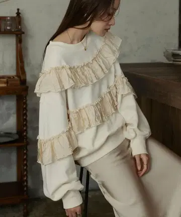 Bab 프릴 장식 쭈리 상의