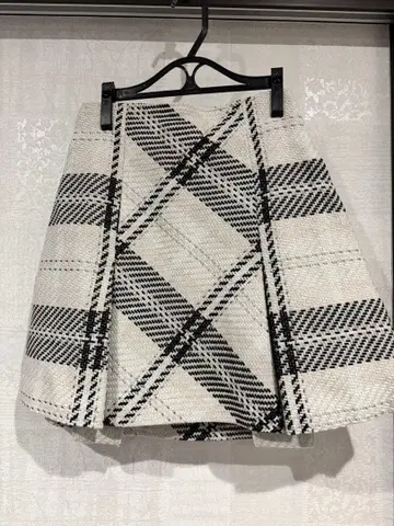 SNIDEL 로빙 체크 미니 스커트