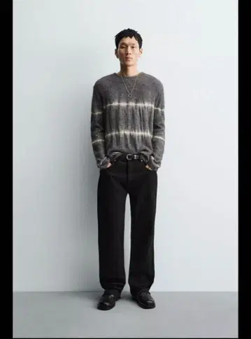 ZARA 니트 스웨터