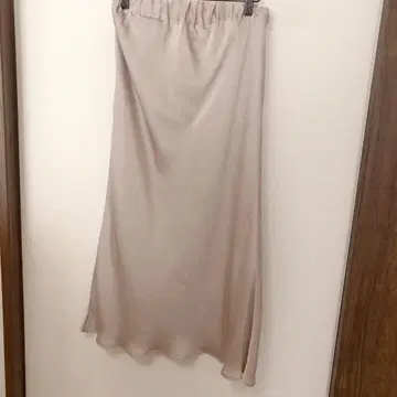 Whim Gazette 새틴 미디 스커트